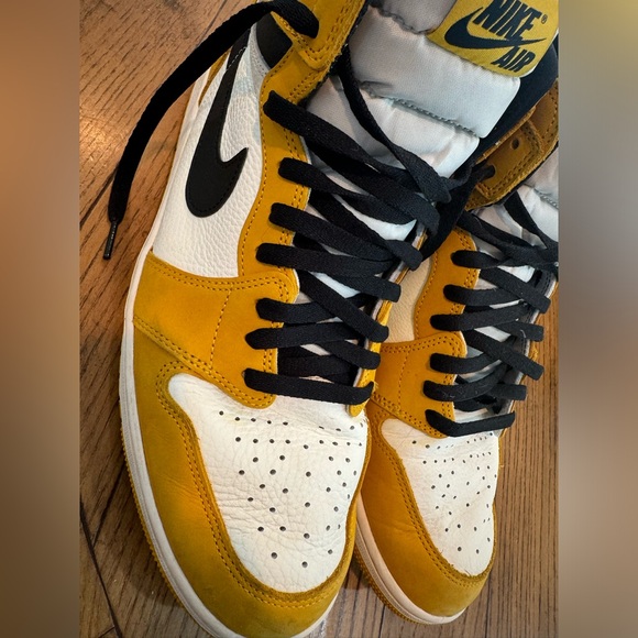 Nike Air Jordan 1 Retro High OG Yellow Ochre - Picture 10 of 11